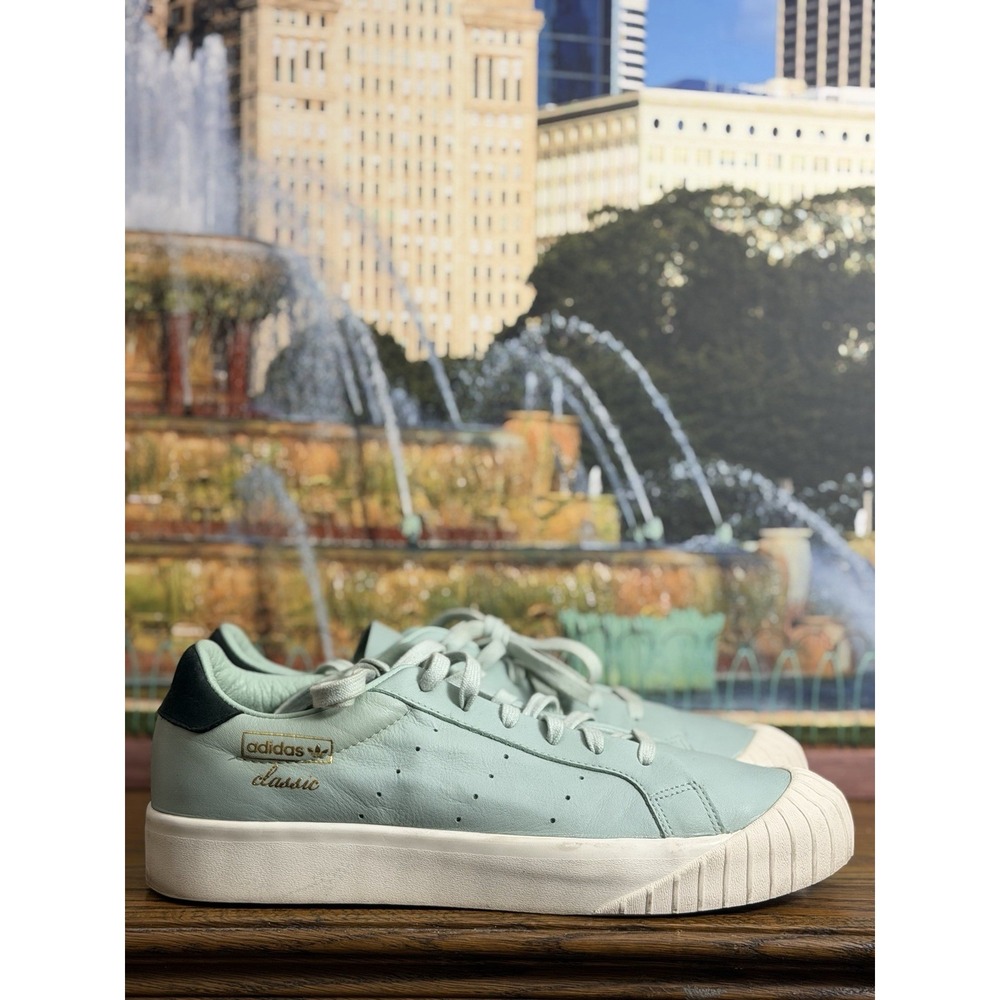 Adidas Everyn Wonder, Women's 10.5, Mint Green and Off White, Authentic